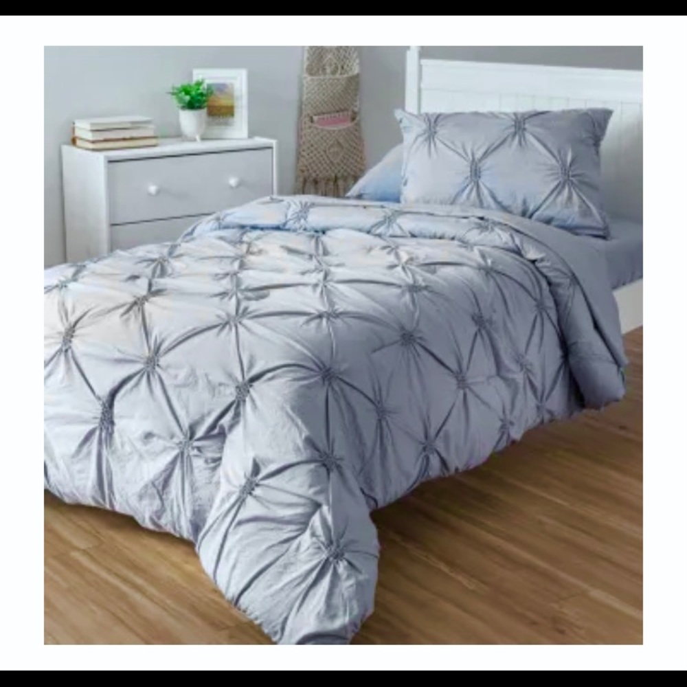 Teal Twin XL Comforter